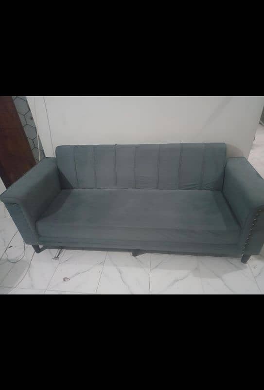 Sofa set 5 seater and cumbed 6