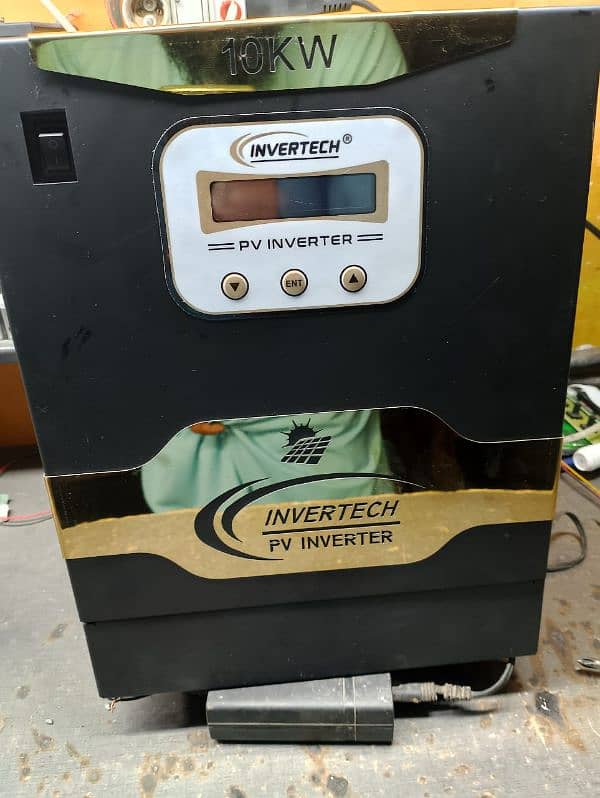 Without battery Solar inverter 5,7,10kva available at factory rates 1