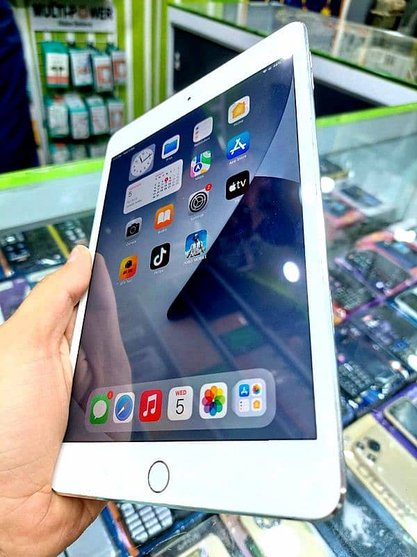 IPAD MINI 4 0