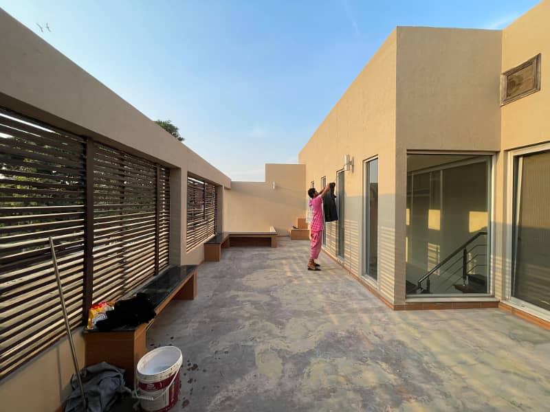 Slightly Use One kanal House For Sale DHA Phase 3 3