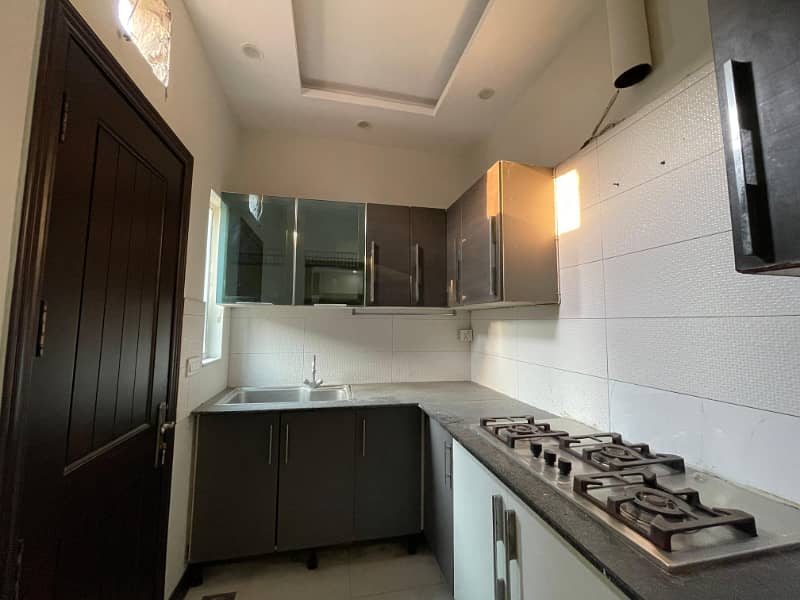 Slightly Use One kanal House For Sale DHA Phase 3 9