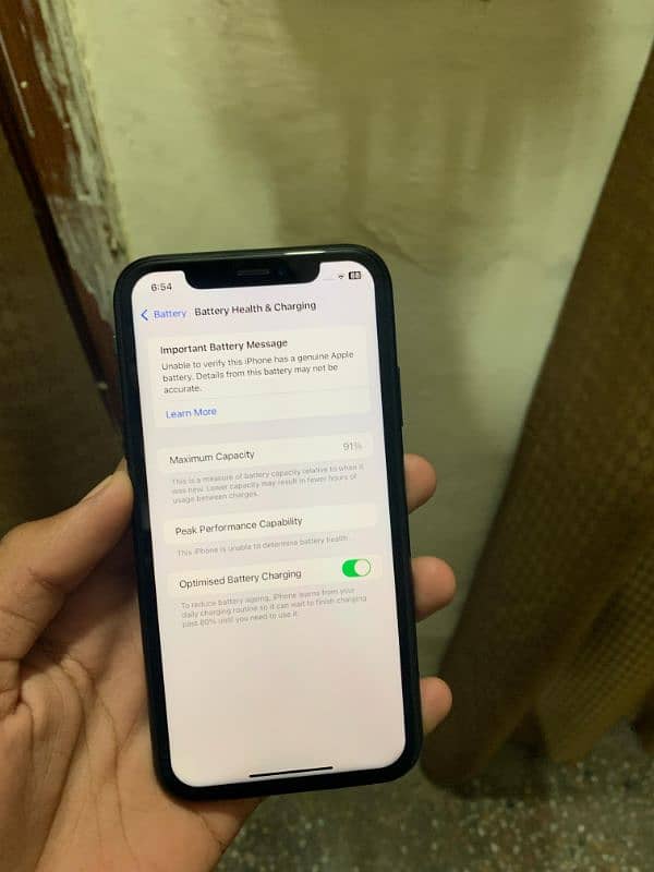 Iphone xr 128 GB factory unlocked. Exchange possible 03185146868 call 5