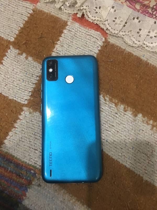 Tecno Spark 6 Go 4