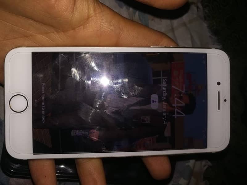 128 gb bypass phone water pack 10/10 condition 2