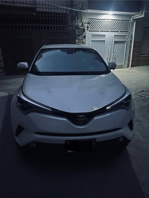 Toyota C-HR 2018 1