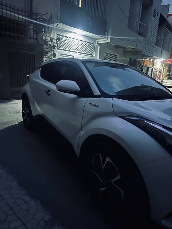 Toyota C-HR 2018 2