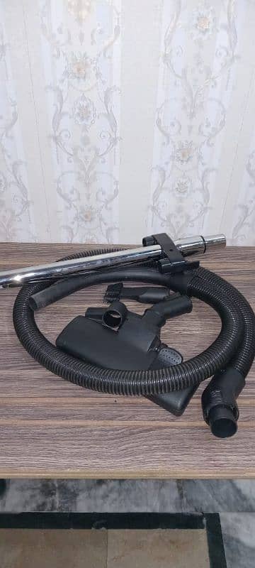 Vacuum cleaner for sell 2