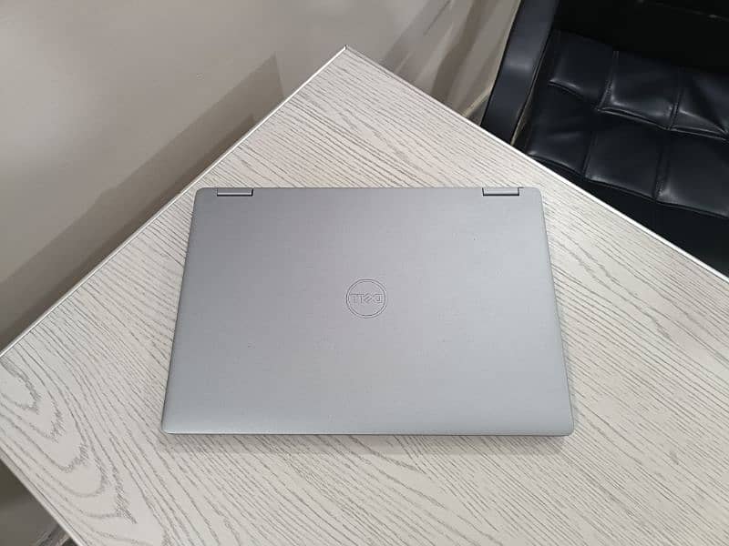 Dell latitude 3310 2 in 1 core i5 8th gen quadcore 13.3" 1080p touch 0