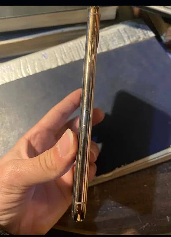 Iphone 11Promax 256gb (exchange possible) 2