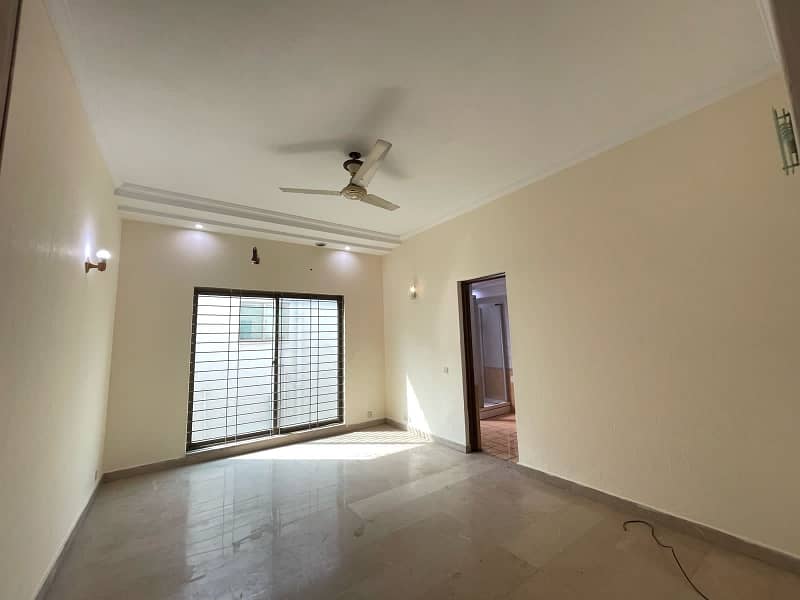 1 Kanal Well Maintained Owner Build Lower Portion Available For Rent In DHA Phase 1 13