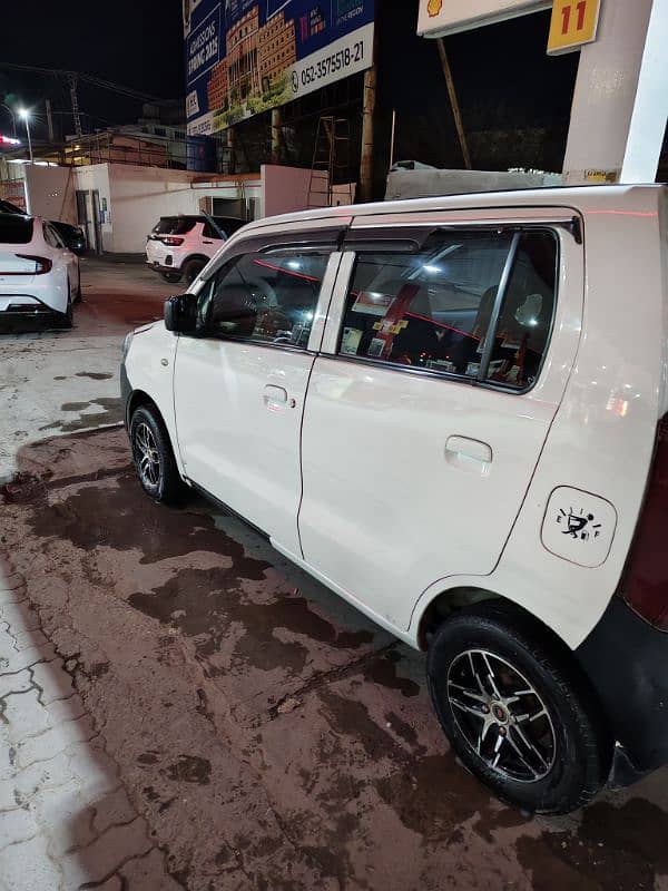 Suzuki Wagon R 2018 6