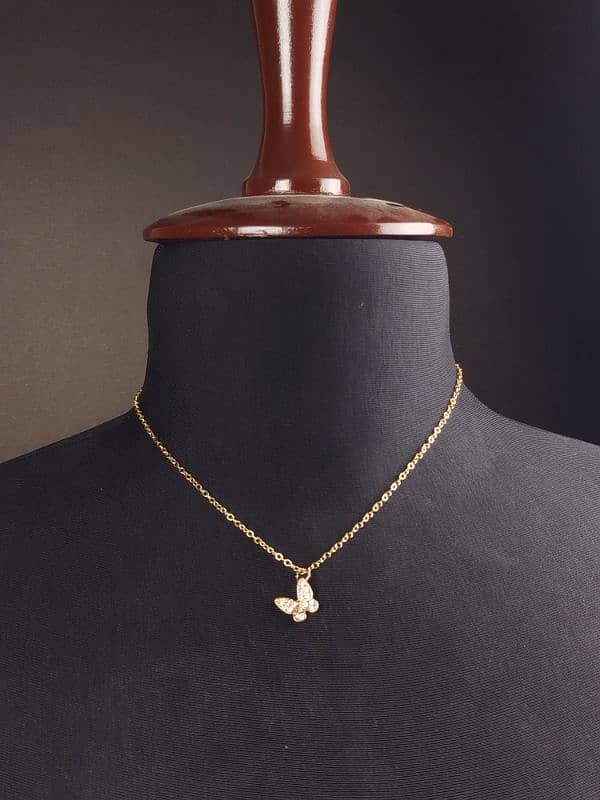 High Quality Trendy Necklace Golden & Silver 2