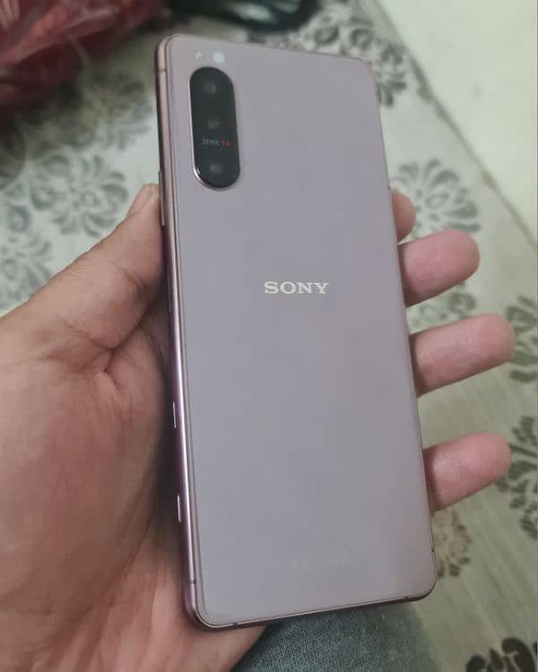 sony xperia 5 MarkII  . 8gb 128gb. non pta and line display 5