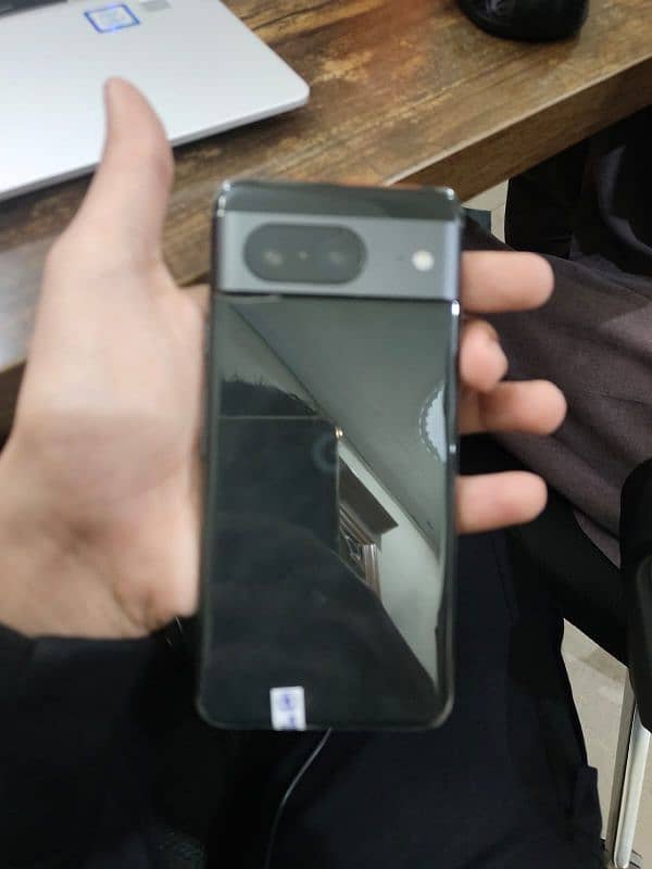 Pixel 8 PTA 1