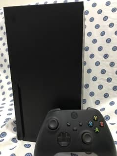 10/8 condition 1tb 4k120fps wireless controller game pass