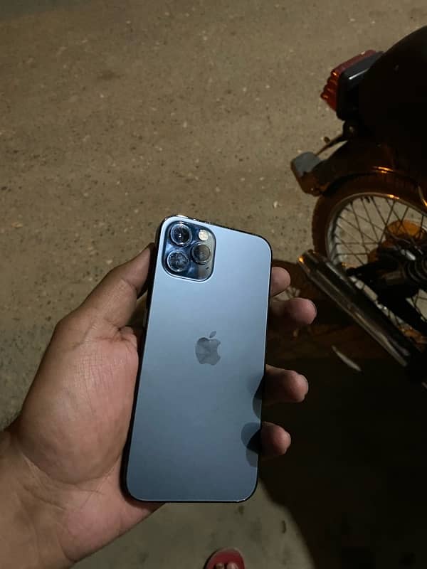 I phone 12 pro 256gb 1