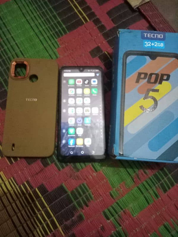 Tecno pop5 32 gp 2gp ram box or Mobil hai 100 parfect hai finger print 6