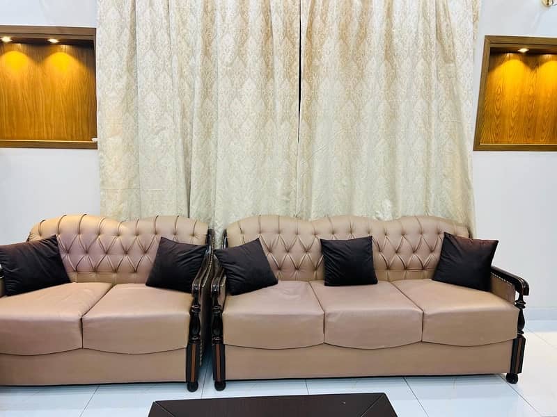 6-Seater Sofa Set for Sale – Excellent Condition 8