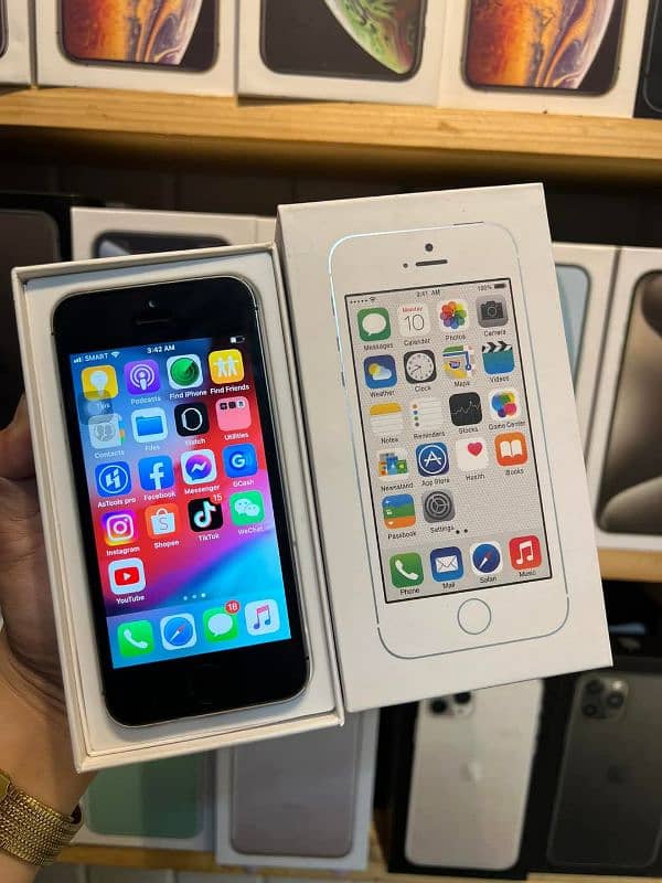 iPhone 5s 64GB official PTA Approved All okay WhatsApp No 03267720525 1