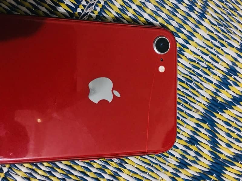 Iphon se 2020 non pta 64gb whatsap 03249775018 5