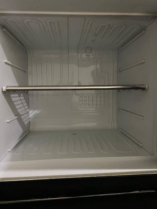 Dawlance fridge home used 2