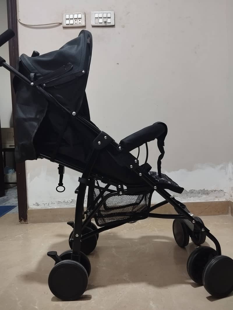 Baby Stroller | Baby Pram | Condition: 9.5/10 | Tinnies Baby Buggy 2