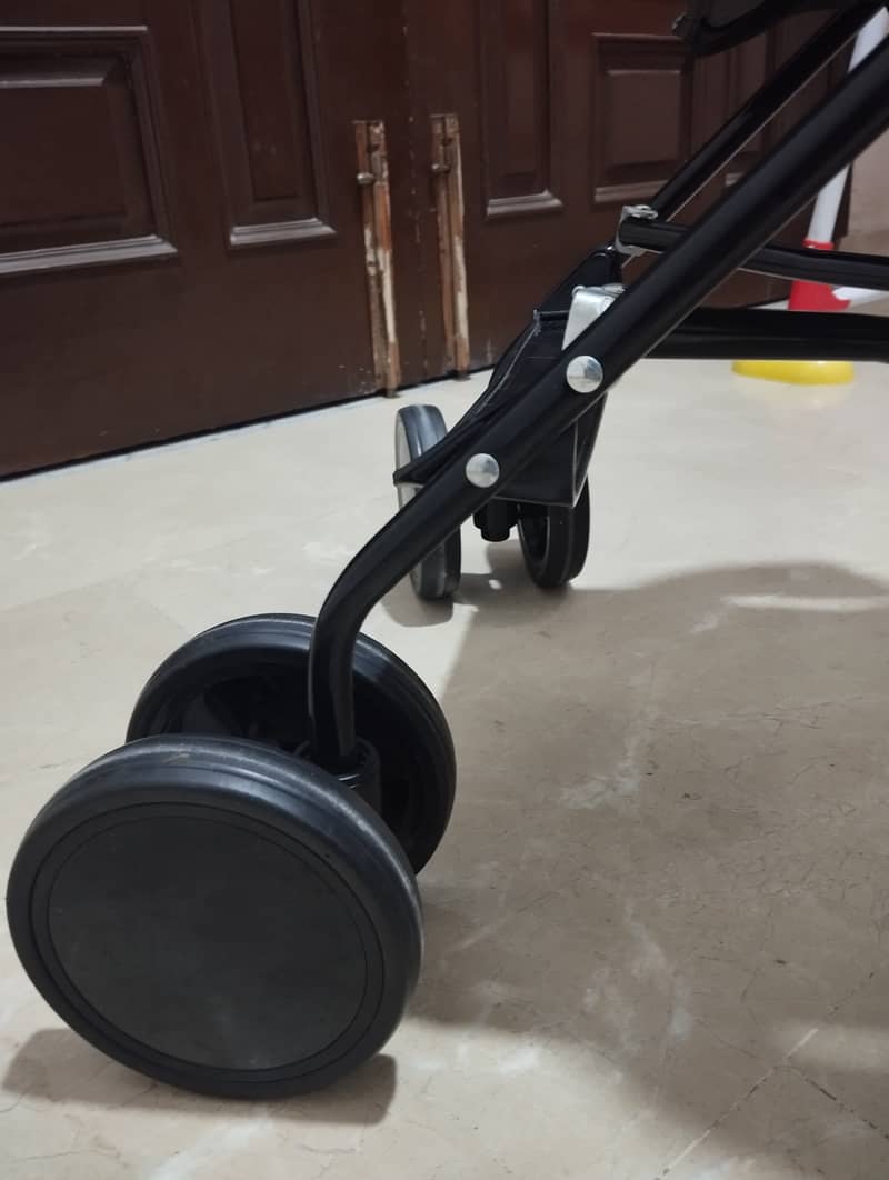 Baby Stroller | Baby Pram | Condition: 9.5/10 | Tinnies Baby Buggy 6