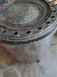 Tandoor for roti maker