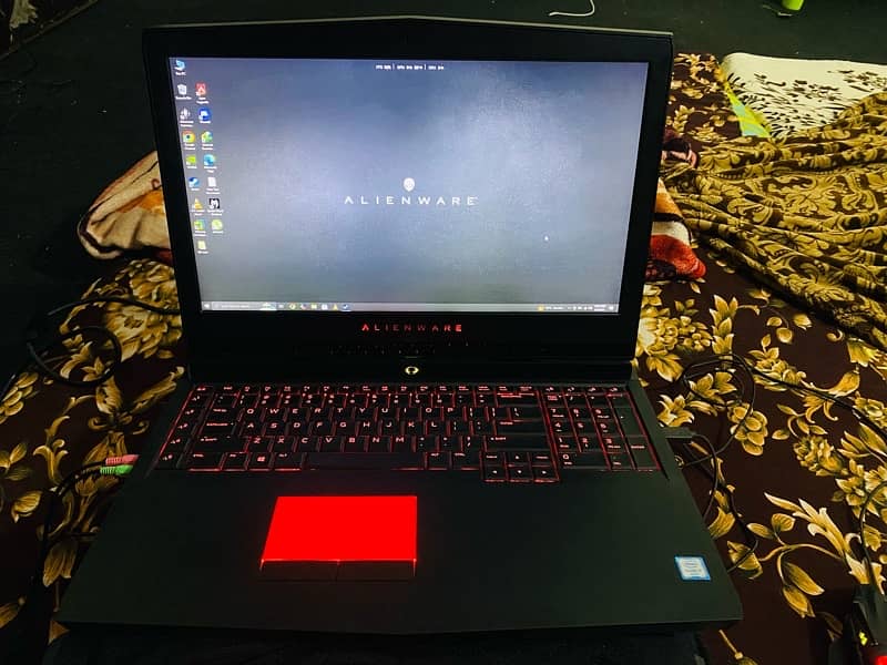 Alienware 17 r4 Gtx 1080 8gb 120hz 17.3 inch 0