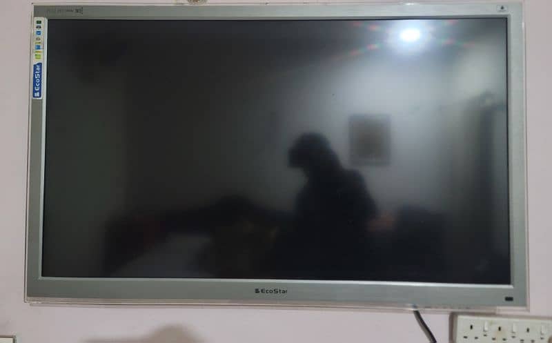 Ecostar 42inch 3D Smart TV 0