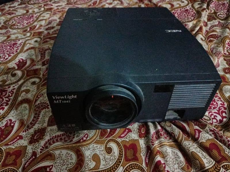 projector 2