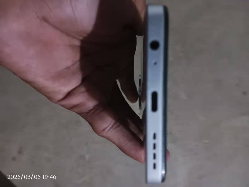 Infinix Hot 30 8 plus 8 /128 5