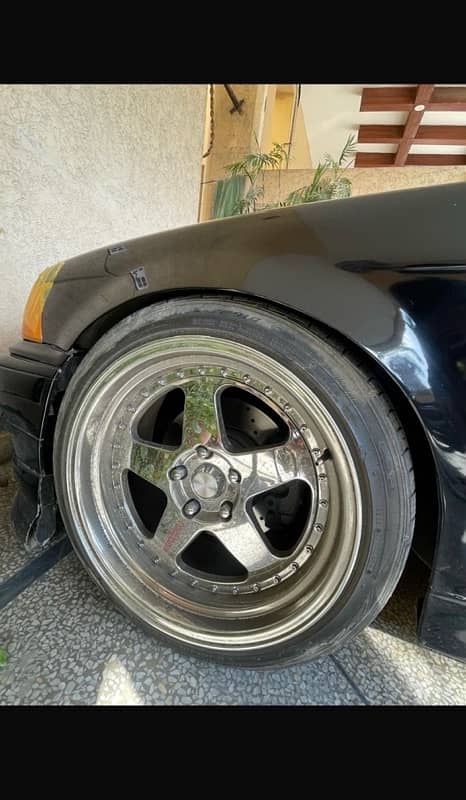 Rotiform 18 inch super chrome rims 1