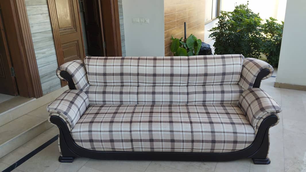 3+2+1 Sofa Set for sale | Almost new | Perfect Condition 0