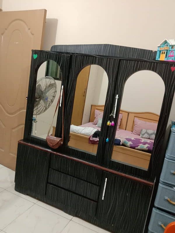 cupboard+ divider showcase sheesham wood for sale 7