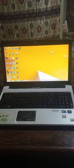 I am selling my laptop 4GB RAM 500 GB ROM