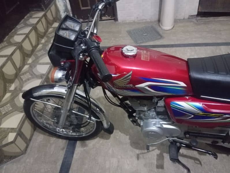 honda cg 125 in lush condition 2