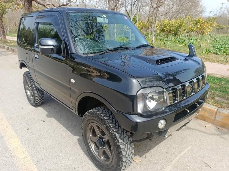 Suzuki Jimny 2018 18