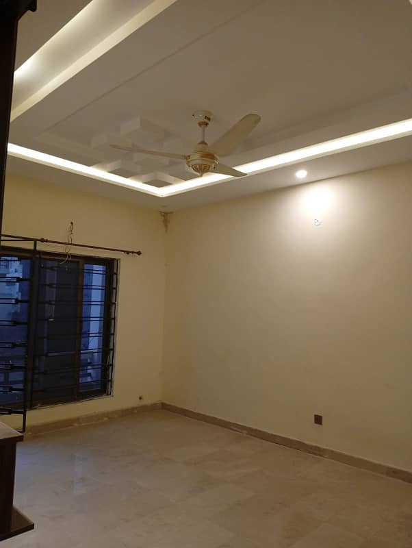 7 Marla 5 Bed House For Rent Available in Bahria Town Phase 8 Umer Block Rawalpindi 3