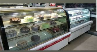 Cake Display Chiller, 6 ft Imported used.