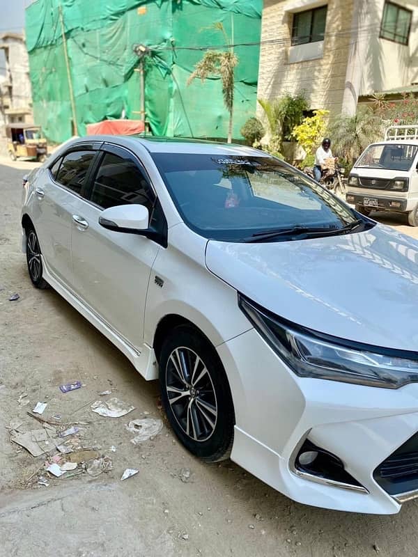 Toyota Corolla Altis 2019 1