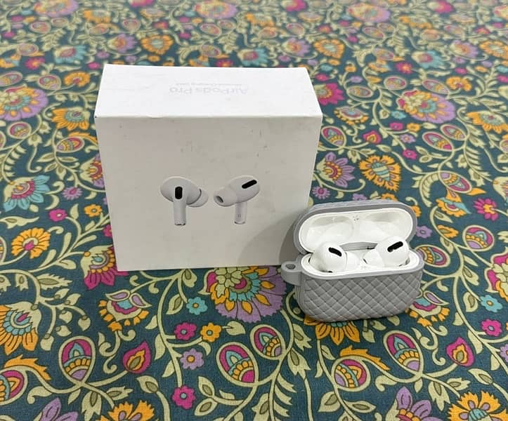 Genuine Apple Airpods Pro with Box in Good Condition for Sale 0