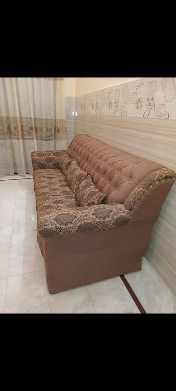 5 Seater Sofa 4