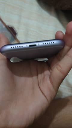 Iphone 11 (Exchange Possible with 12 and Pixel 7 pro)