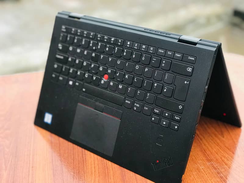 Lenovo thinkpad X1 Yoga gen 3 1