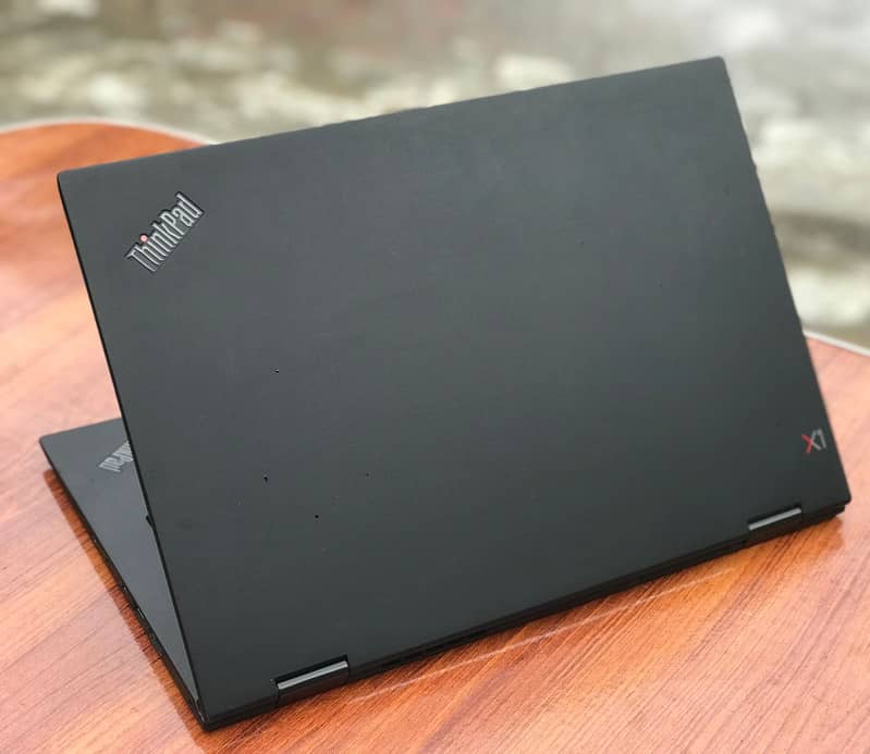 Lenovo thinkpad X1 Yoga gen 3 3