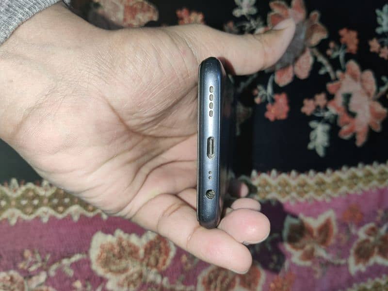 realme c25s 4/128 black color 2