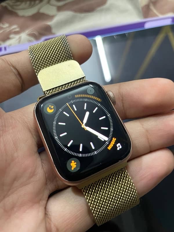 Apple watch series 4 40mm 2