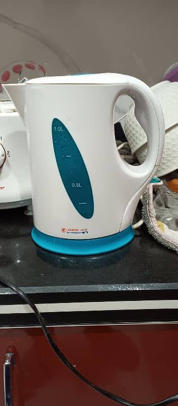 Used Kettle in good working condition 0