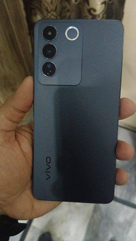 vivo v27e 2